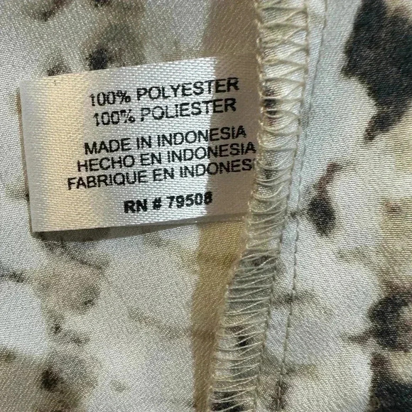 VIOLET & CLAIRE Snake Print Blouse. Size XL - Picture 6 of 6